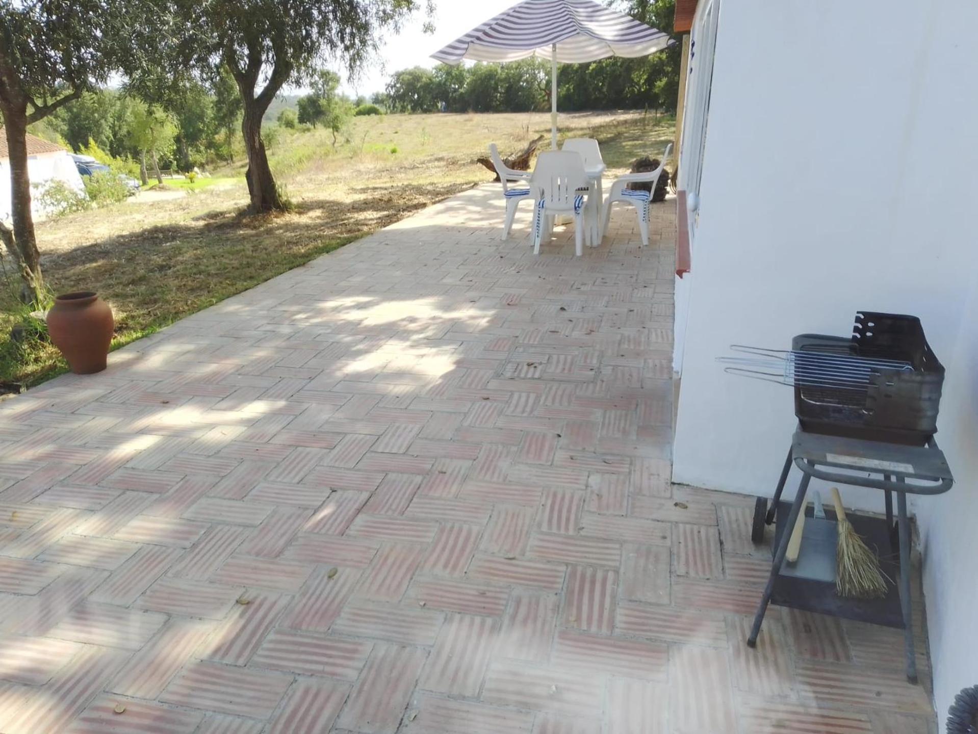 Monte Da Retirada Vila São Luis Exterior foto